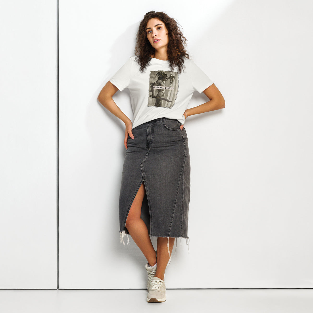 Medusa Organic Shirt: Soft Cotton, Girls Will Be Girls, Female Empowerment